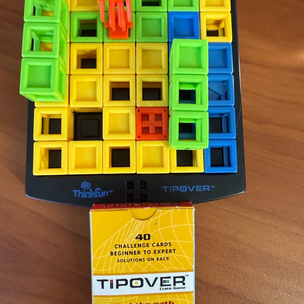 THINKFUN TIPOVER - The Crate Tipping Logic Game